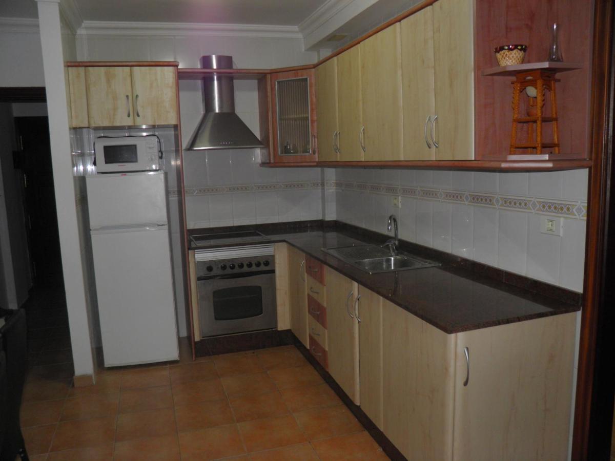 Апартаменты Apartamento En Playa De Сардина Экстерьер фото